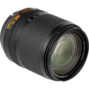 Nikon OBJEKTIV AF-S DX NIKKOR 18-140mm f/3.5-5.6G ED VR